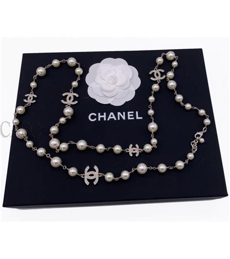 collana lunga chanel
